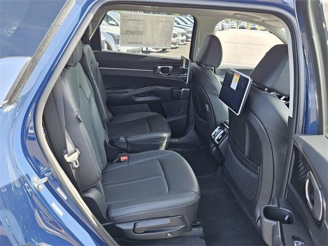 new 2025 Kia Sorento car, priced at $43,885