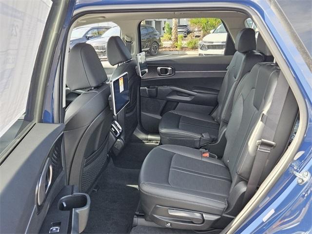 new 2025 Kia Sorento car, priced at $43,885