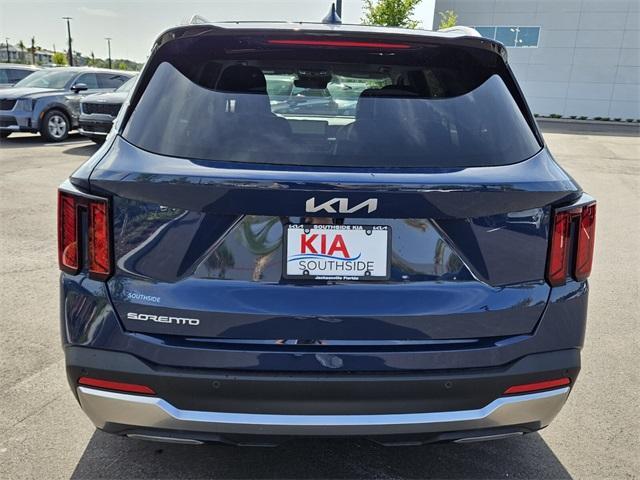new 2025 Kia Sorento car, priced at $43,885