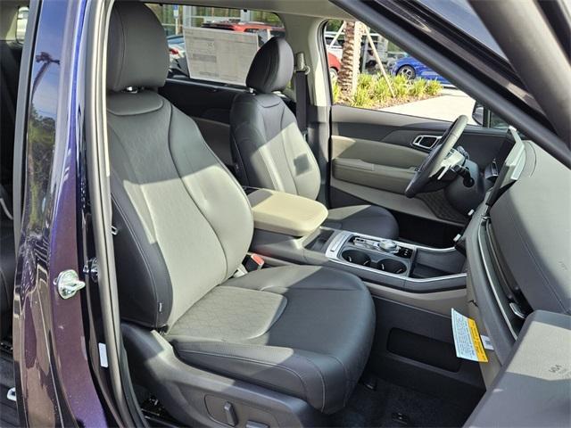 new 2026 Kia Carnival Hybrid car, priced at $41,394