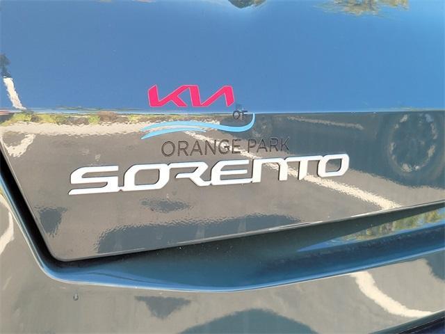 new 2025 Kia Sorento Hybrid car, priced at $43,390