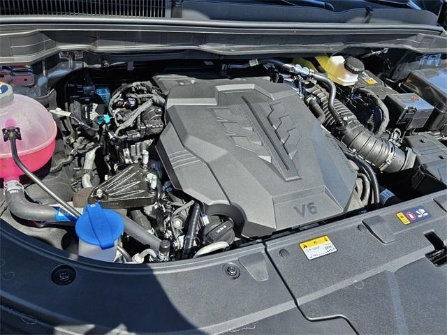 new 2025 Kia Carnival car, priced at $43,335