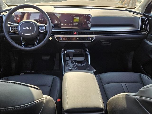 new 2025 Kia Sorento car, priced at $40,225