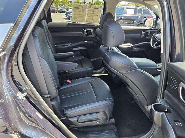 used 2023 Kia Sorento Hybrid car, priced at $27,971