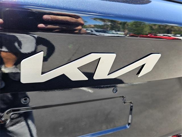 used 2023 Kia Sorento Hybrid car, priced at $27,971