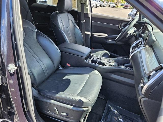 used 2023 Kia Sorento Hybrid car, priced at $27,971