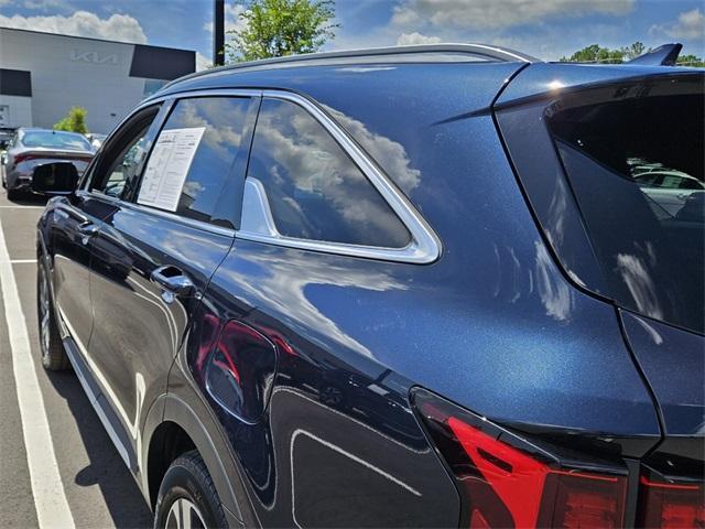 used 2023 Kia Sorento Hybrid car, priced at $27,971