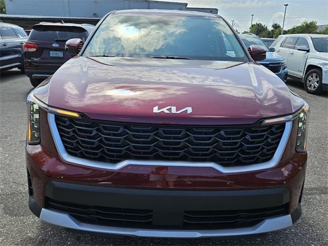 used 2025 Kia Sorento car, priced at $31,891