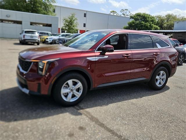 used 2025 Kia Sorento car, priced at $31,891