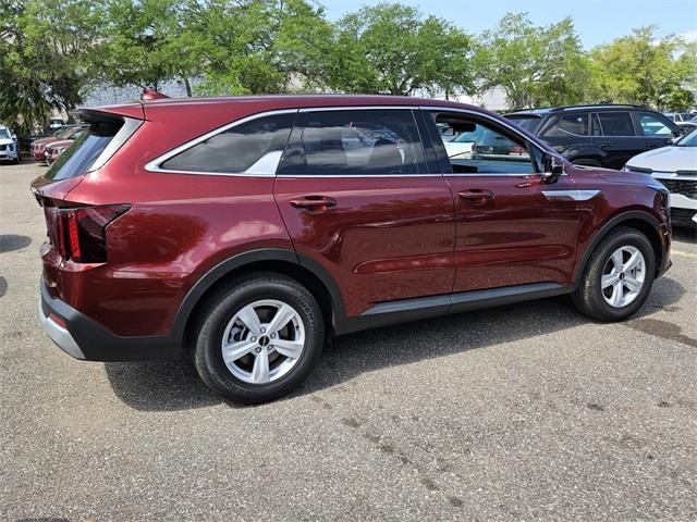 used 2025 Kia Sorento car, priced at $31,891