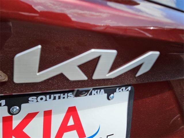 used 2025 Kia Sorento car, priced at $31,891