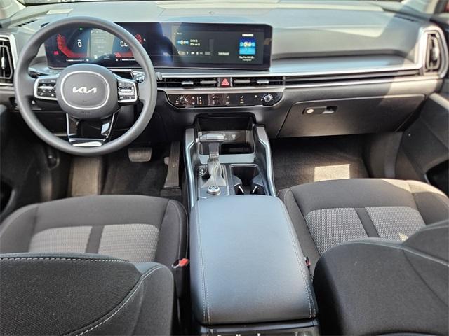 used 2025 Kia Sorento car, priced at $31,891