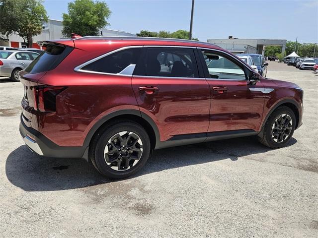 new 2025 Kia Sorento car, priced at $38,060