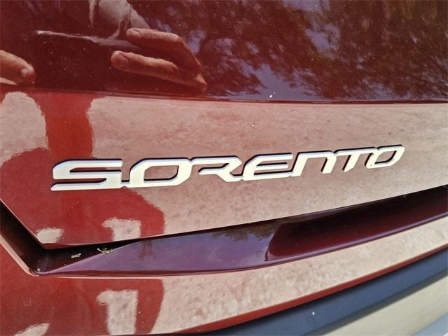 new 2025 Kia Sorento car, priced at $34,475