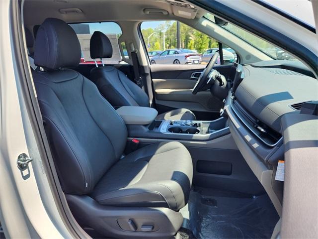 new 2025 Kia Carnival Hybrid car, priced at $45,195
