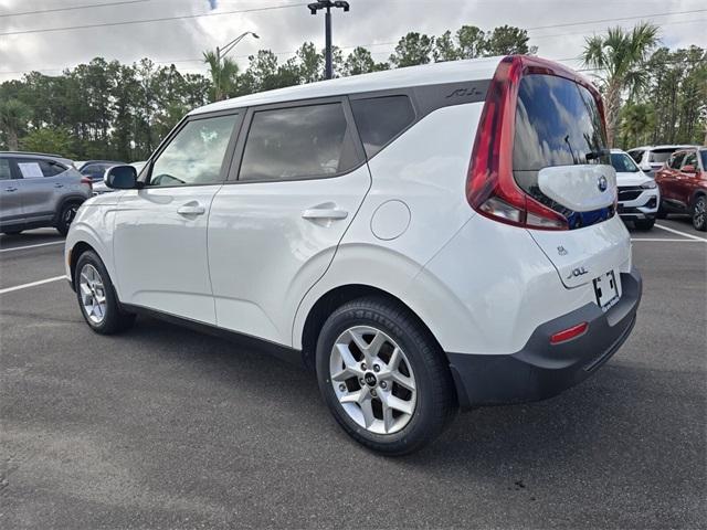 used 2021 Kia Soul car, priced at $16,491