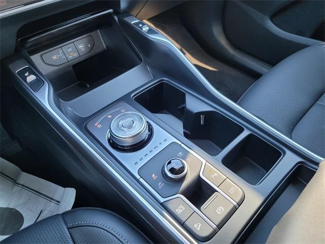 new 2025 Kia Sorento Hybrid car, priced at $43,390