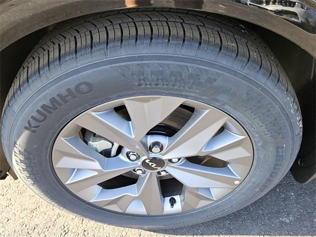 new 2025 Kia Sportage car, priced at $34,560