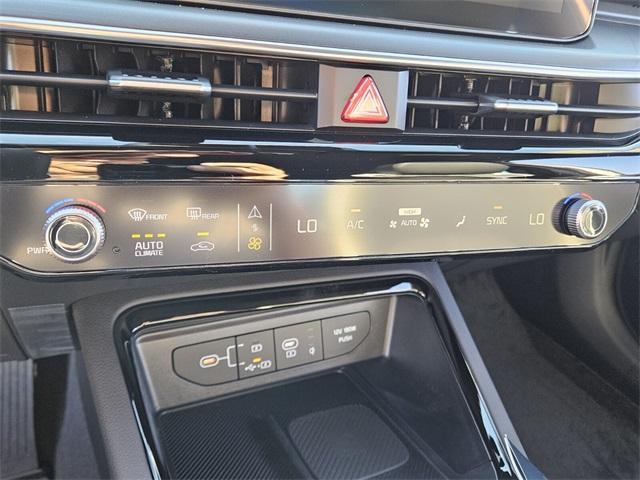 new 2025 Kia K5 car, priced at $32,320