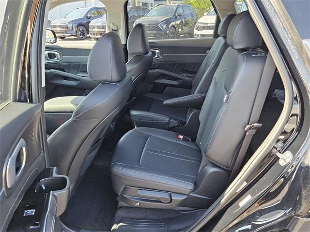 new 2025 Kia Sorento car, priced at $43,065