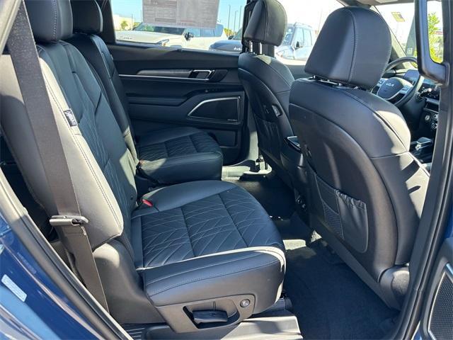 new 2025 Kia Telluride car, priced at $50,260