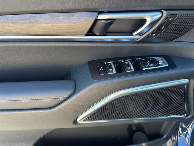 new 2025 Kia Telluride car, priced at $50,260
