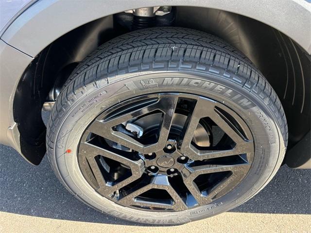 new 2025 Kia Telluride car, priced at $50,260