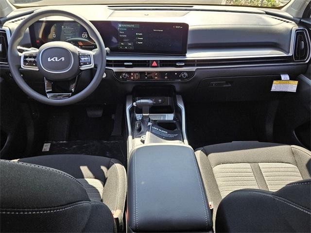 new 2025 Kia Sorento car, priced at $33,900