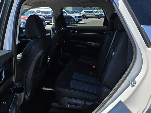 new 2025 Kia Sorento car, priced at $33,900
