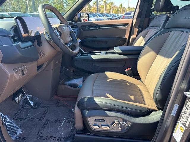 new 2026 Kia EV9 car, priced at $61,464