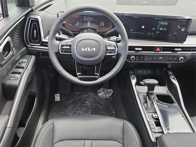 new 2025 Kia Sorento car, priced at $39,545