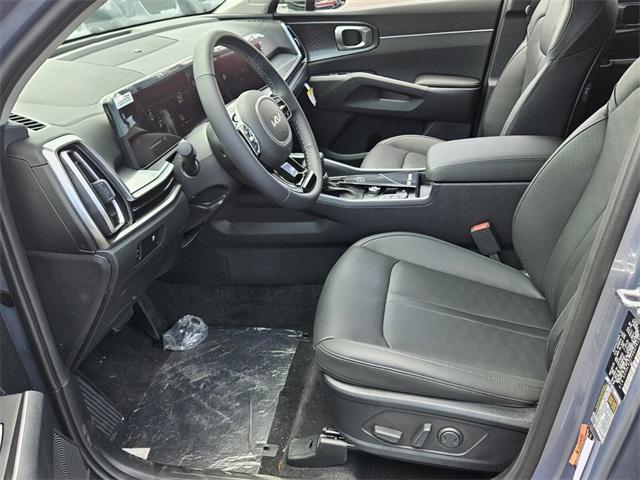 new 2025 Kia Sorento car, priced at $39,545