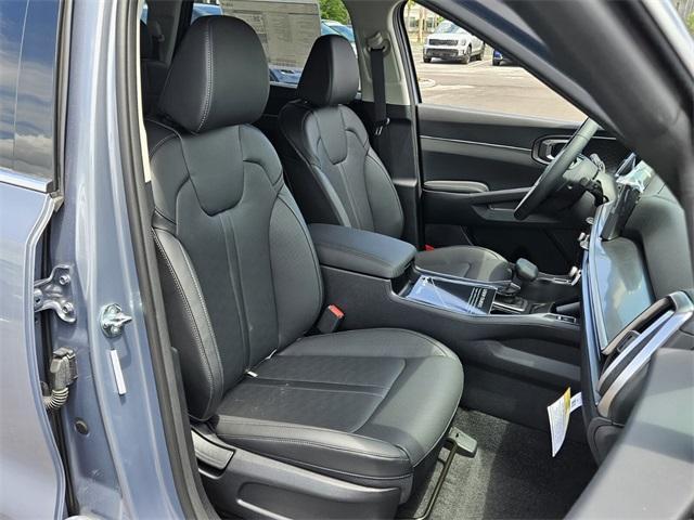 new 2025 Kia Sorento car, priced at $39,545