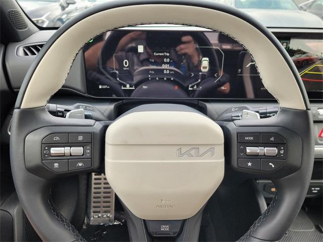 new 2025 Kia K4 car, priced at $29,475