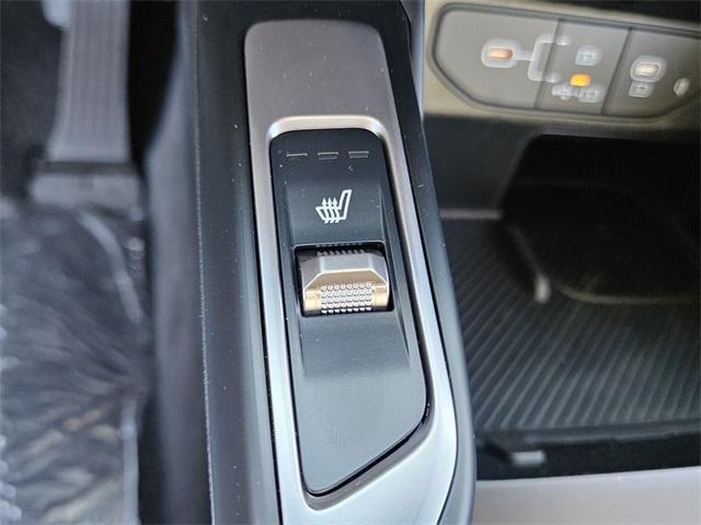 new 2025 Kia Sorento car, priced at $38,585