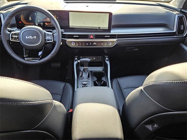 new 2025 Kia Sorento car, priced at $38,585