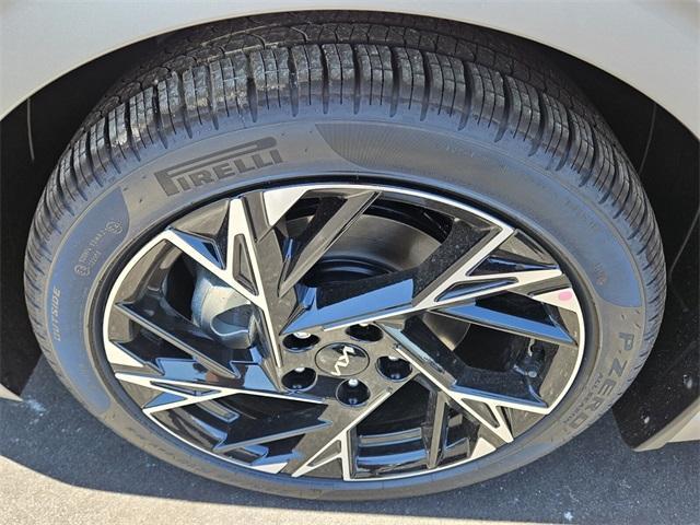 new 2025 Kia K5 car, priced at $32,990