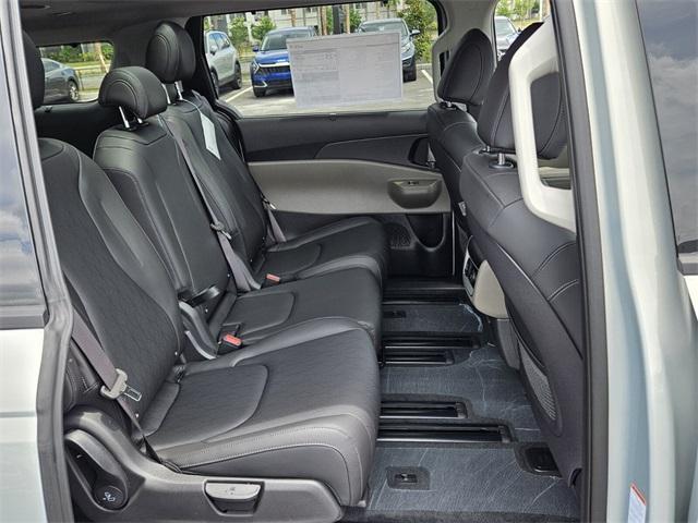new 2025 Kia Carnival car, priced at $47,600