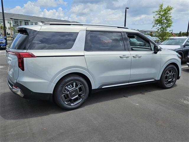 new 2025 Kia Carnival car, priced at $47,600
