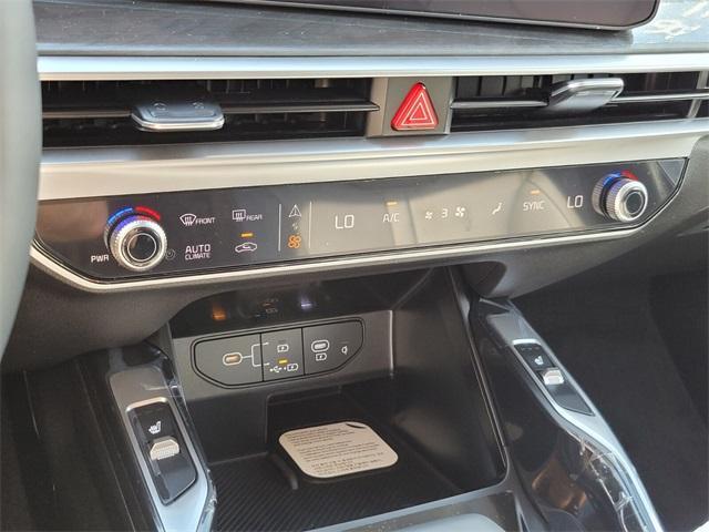 new 2026 Kia Sorento car, priced at $42,057