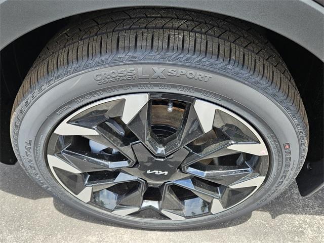 new 2025 Kia Sorento car, priced at $43,515