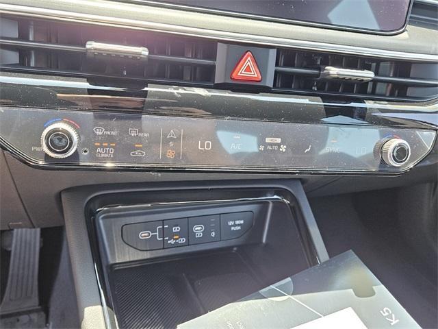 new 2025 Kia K5 car, priced at $32,715