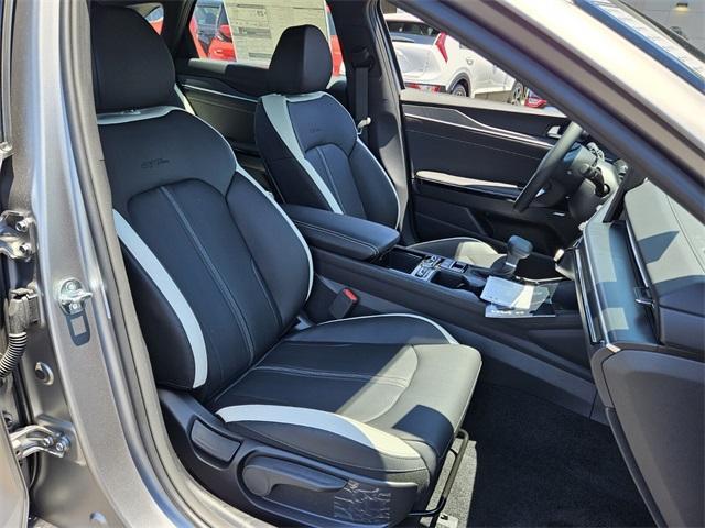 new 2025 Kia K5 car, priced at $32,715