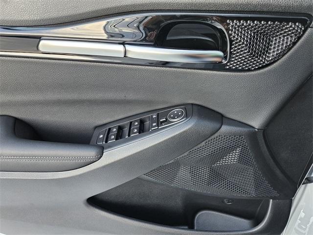 new 2025 Kia Seltos car, priced at $28,695