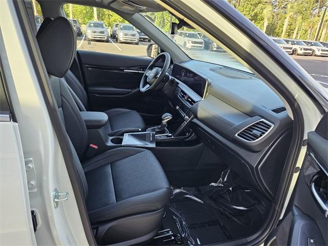 new 2025 Kia Seltos car, priced at $28,695