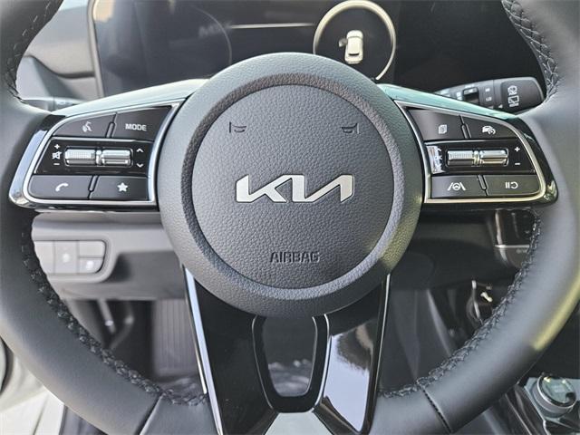new 2025 Kia Seltos car, priced at $28,695