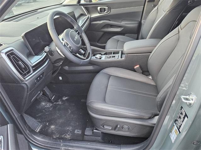 new 2025 Kia Sorento Hybrid car, priced at $43,390