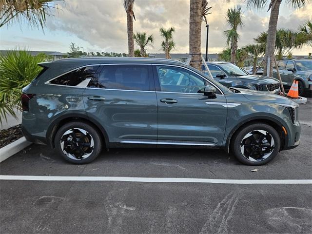 new 2025 Kia Sorento Hybrid car, priced at $43,390
