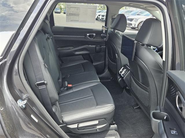 new 2025 Kia Sorento car, priced at $39,800
