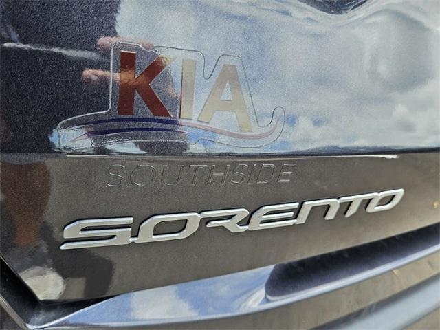 new 2025 Kia Sorento car, priced at $39,800